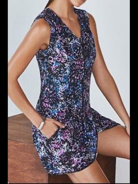 Fabletics NWT Adira Dress Cover up Sleeveless V-Neck Mini Dress size Small